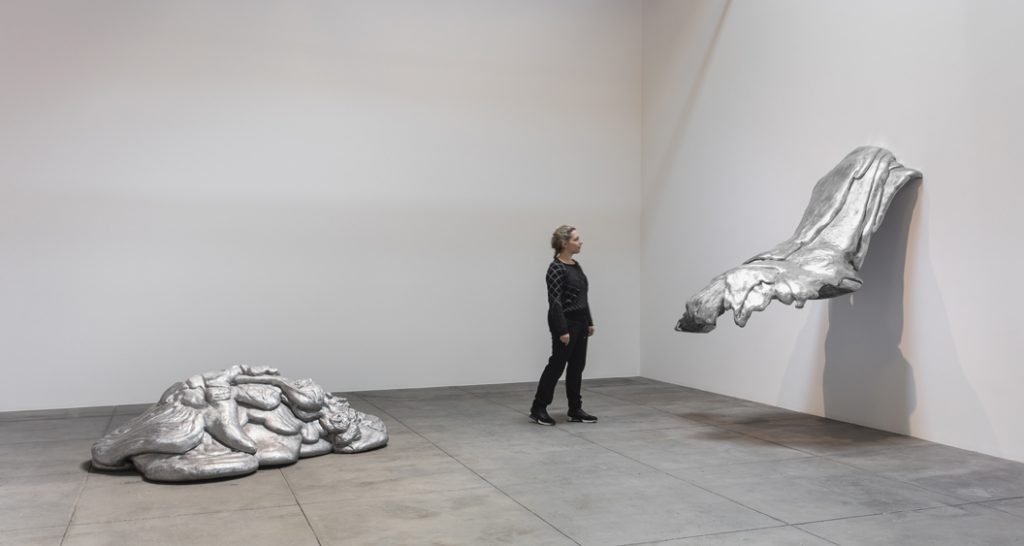 Installation view, ‘Revolution in the Making: Abstract Sculpture by Women, 1947 – 2016’, Hauser Wirth & Schimmel, 2016 Lynda Benglis: Art © Lynda Benglis/Licensed by VAGA, New York, NY. Courtesy Cheim & Read, New York Courtesy the artist and Hauser & Wirth Photo: Brian Forrest