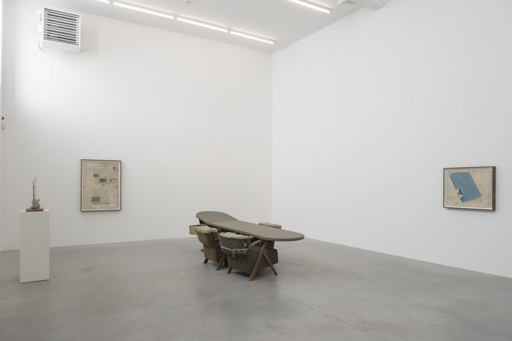 Mark Manders, installation view. Courtesy the artist and Zeno X Gallery. Photo: Peter Cox