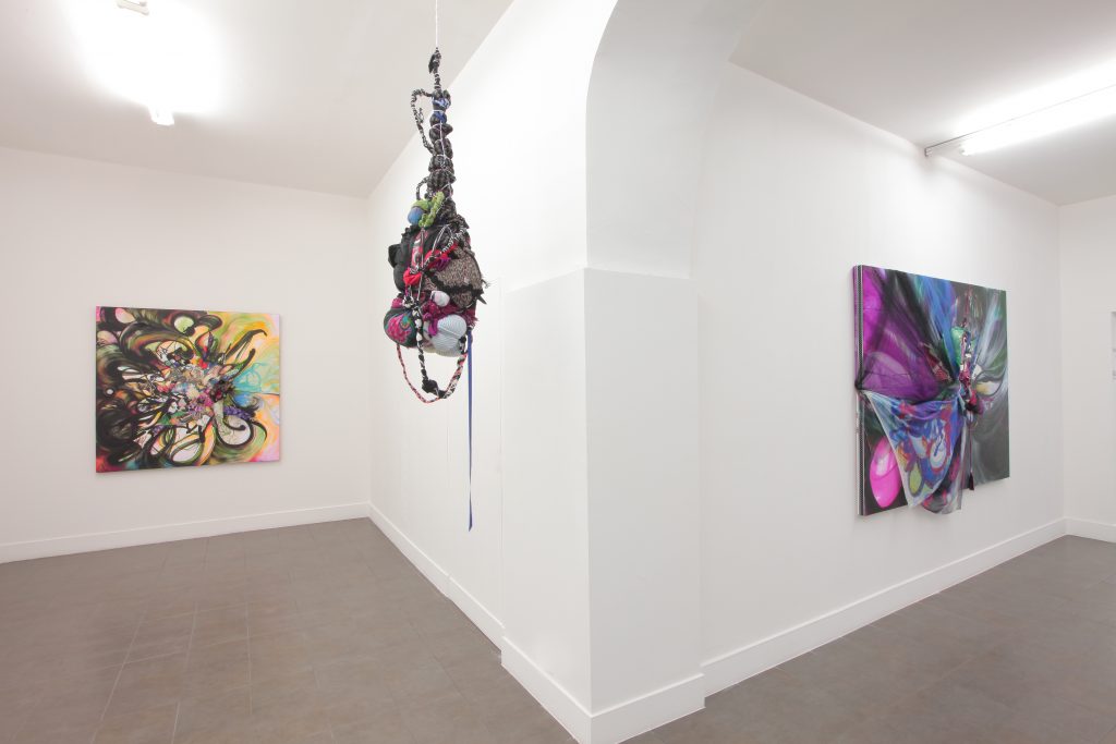 Shinique Smith 'Black Swan' Installation view at Brand New Gallery. Courtesy Brand New Gallery.